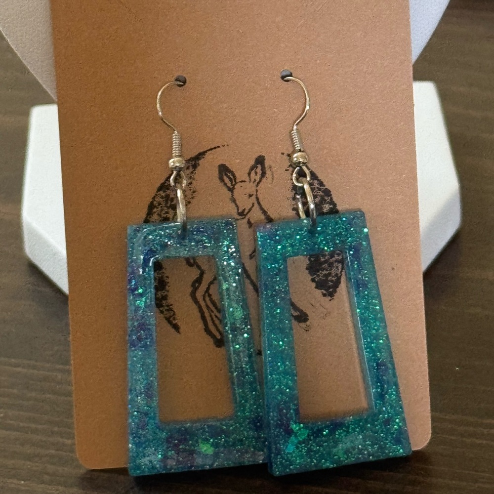 Sparkling Blue Raspberry Lemonade Retro Earrings - Picture 6 of 6
